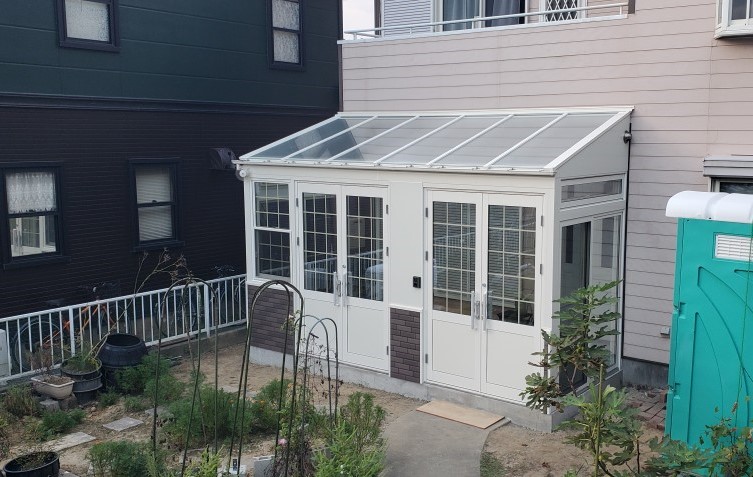 角型サンルーム　外観　右側